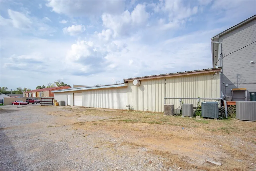 Photo 43 — 122 S Main Street, Blanchard, OK 73010