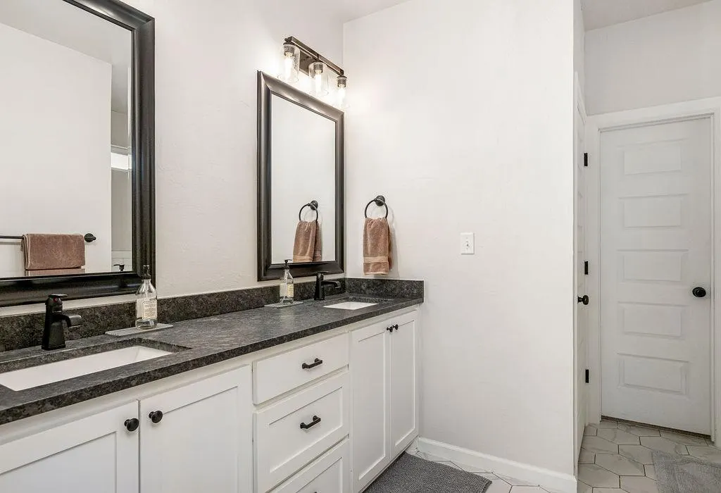 Photo 10 — 6296 NW 177th Street, Edmond, OK 73012