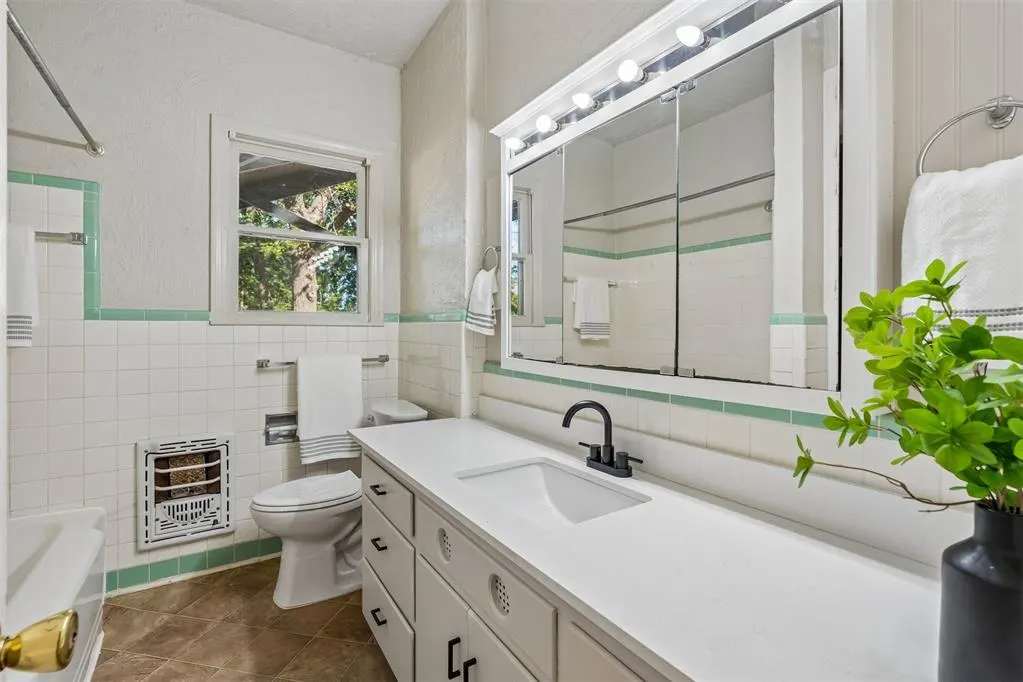 Photo 28 — 401 E Van Buren Street, Crescent, OK 73028