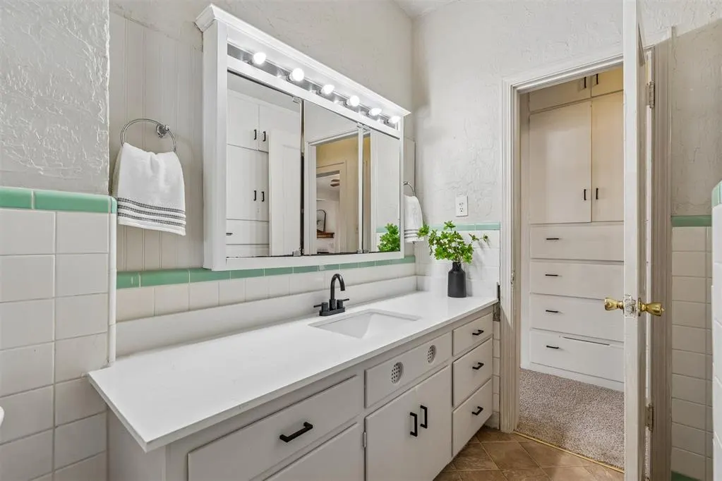 Photo 29 — 401 E Van Buren Street, Crescent, OK 73028