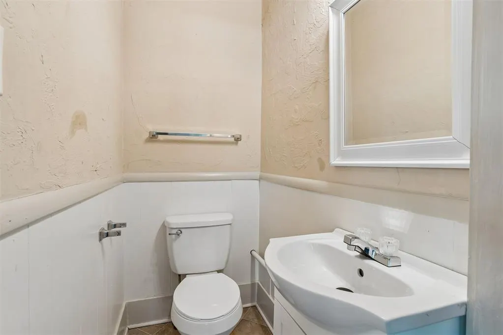 Photo 33 — 401 E Van Buren Street, Crescent, OK 73028