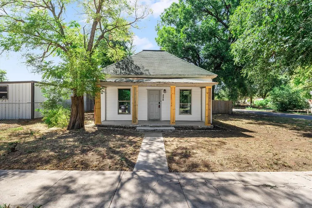 Front exterior — 224 W 1st Street, Carnegie, OK 73015