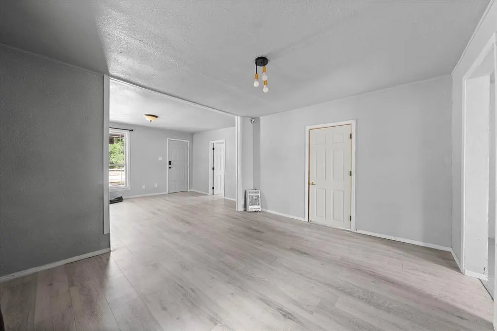 Photo 13 — 224 W 1st Street, Carnegie, OK 73015