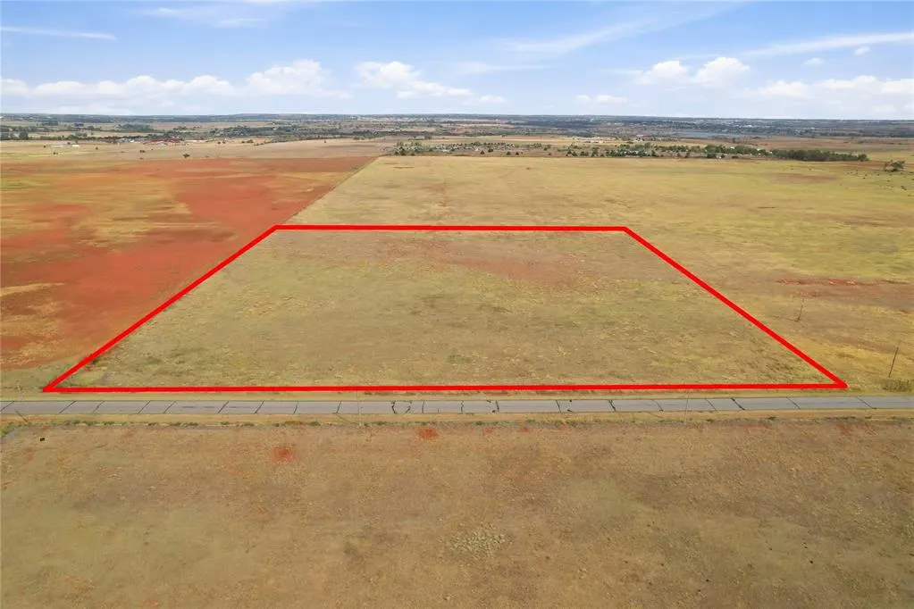 Front exterior — E 1160 Road, Elk City, OK 73644