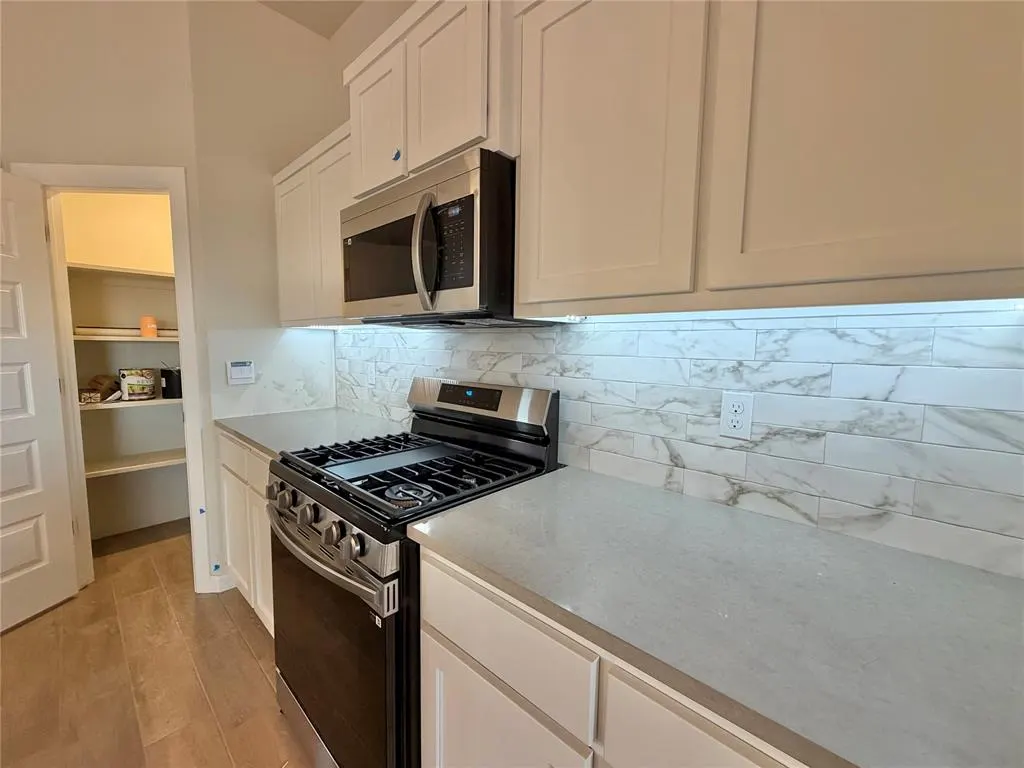 Photo 7 — 3927 Abingdon Drive, Norman, OK 73026