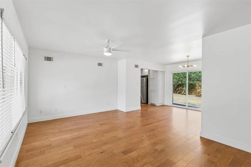 Photo 3 — 2305 Barclay Drive, Oklahoma City, OK 73120