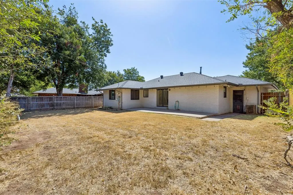 Photo 28 — 2305 Barclay Drive, Oklahoma City, OK 73120