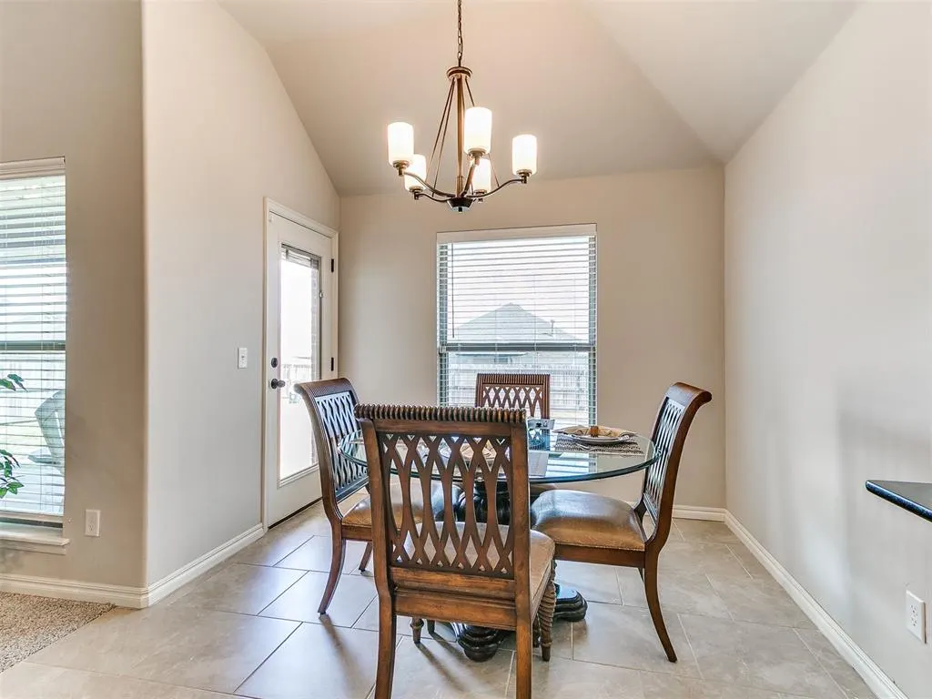 Photo 12 — 9204 Yassir Boulevard, Yukon, OK 73099