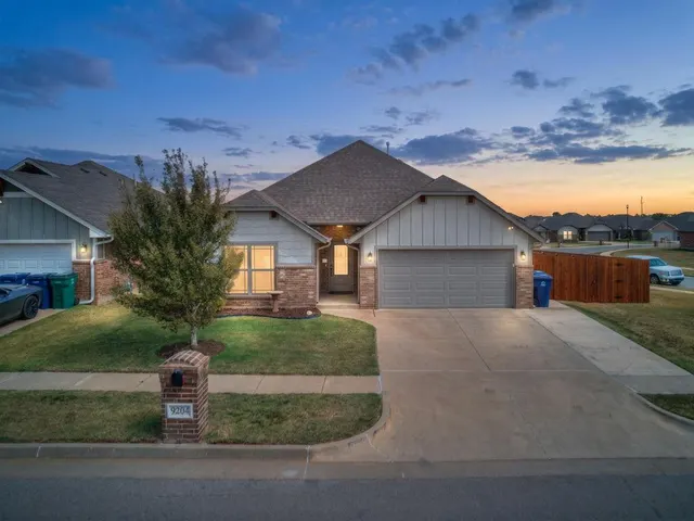 Front exterior — 9204 Yassir Boulevard, Yukon, OK 73099