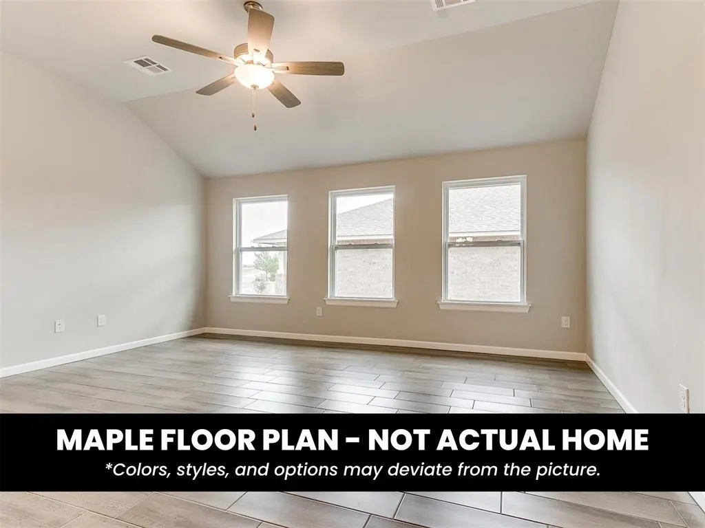 Photo 10 — 910 Tim Holt Drive, Harrah, OK 73045