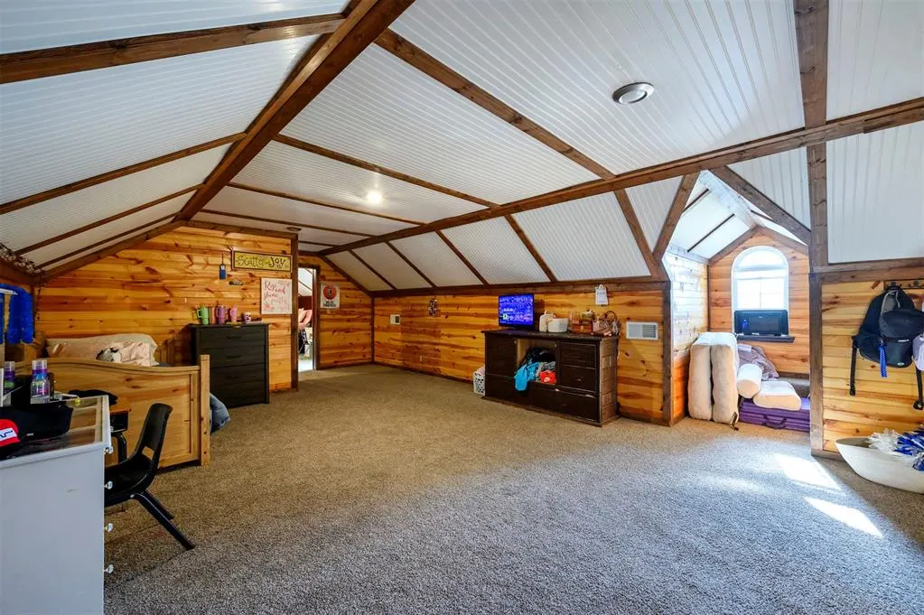 Photo 36 — 237 Baggs Hill Lane, Broken Bow, OK 74728