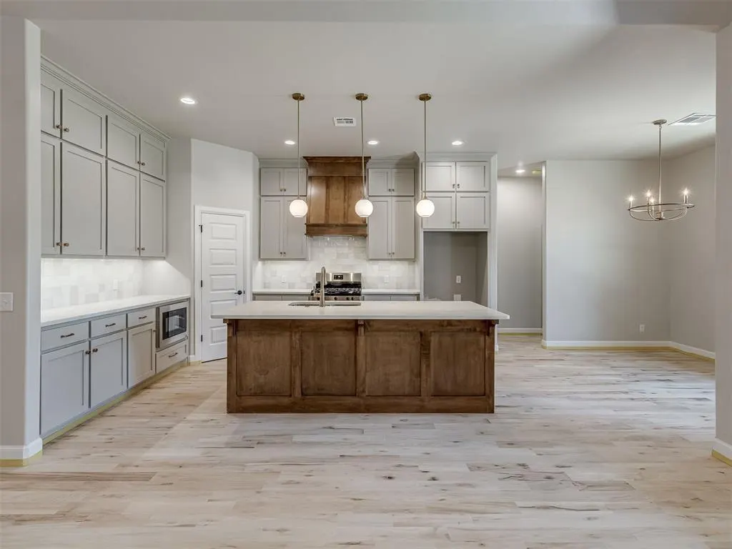 Photo 5 — 9324 SW 42nd Street, Oklahoma City, OK 73179