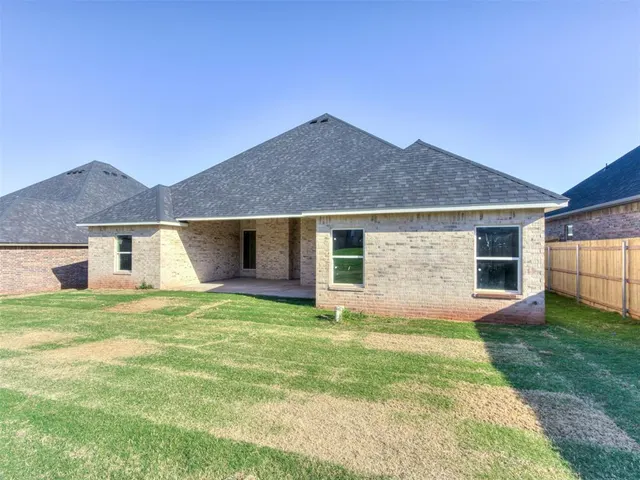 Photo 8 — 9324 SW 42nd Street, Oklahoma City, OK 73179