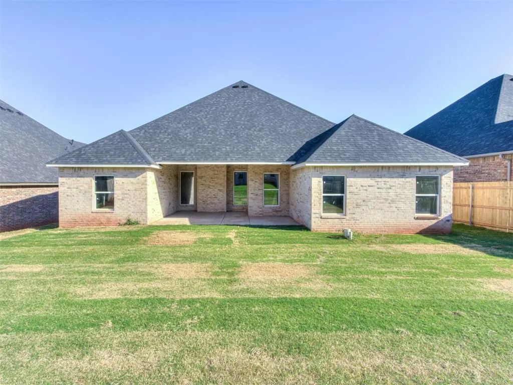 Photo 9 — 9324 SW 42nd Street, Oklahoma City, OK 73179