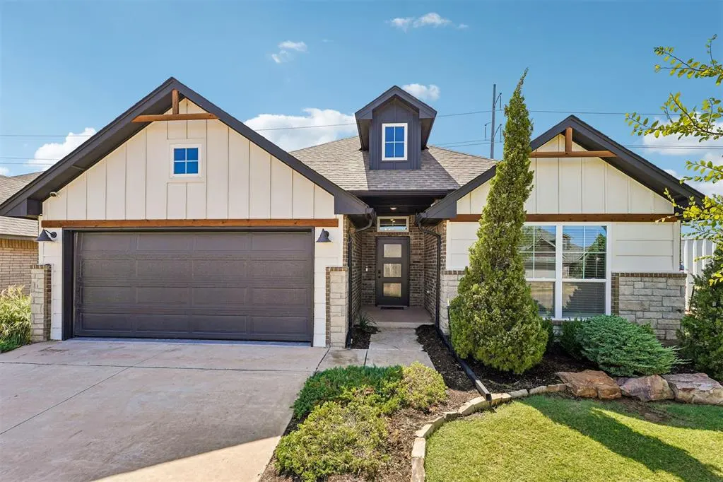 Front exterior — 2524 NW 193rd Terrace, Edmond, OK 73012