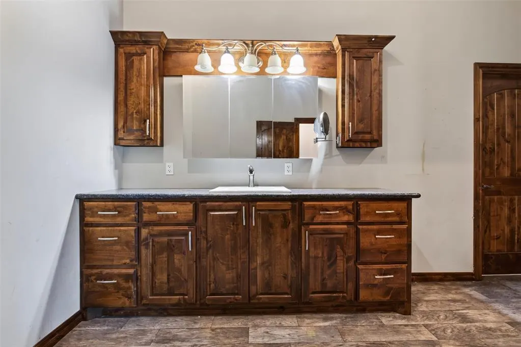 Photo 26 — 9280 Jasper Drive, Jones, OK 73049