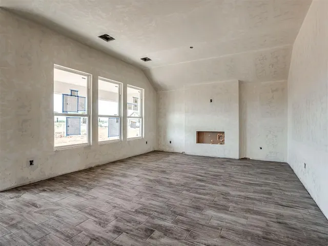 Photo 2 — 11348 NW 162nd Street, Oklahoma City, OK 73078