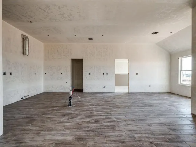 Photo 5 — 11348 NW 162nd Street, Oklahoma City, OK 73078