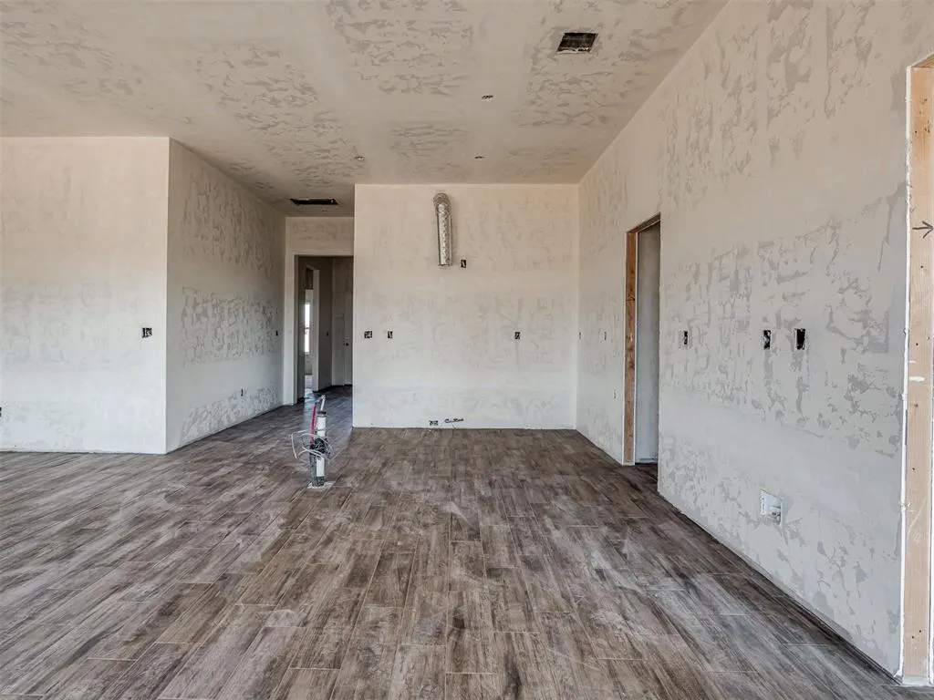 Photo 8 — 11348 NW 162nd Street, Oklahoma City, OK 73078