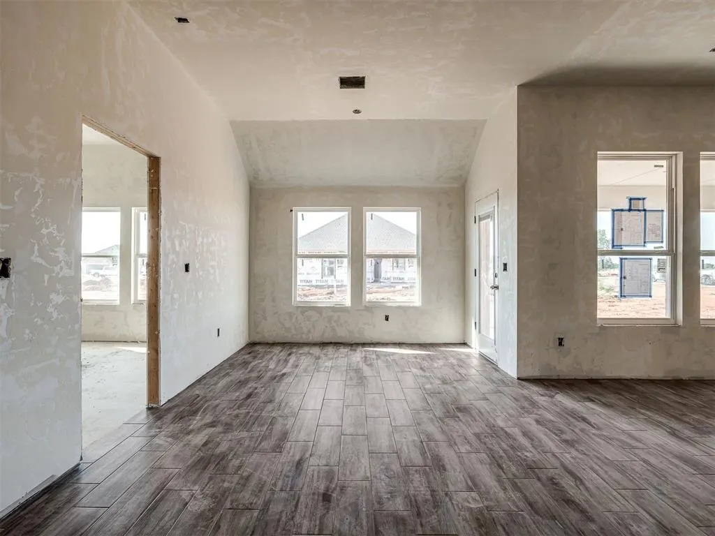 Photo 9 — 11348 NW 162nd Street, Oklahoma City, OK 73078