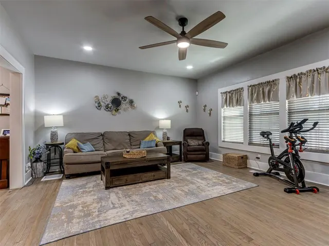 Photo 8 — 1801 NW 38th Street, Oklahoma City, OK 73118