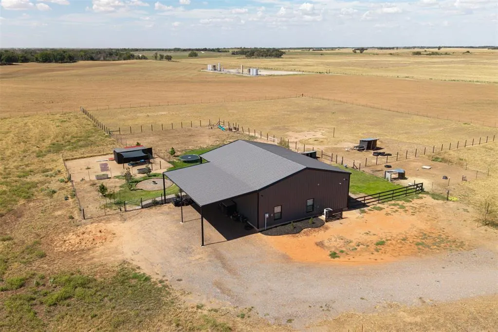 Photo 46 — 20352 N 2990 Road, Crescent, OK 73028