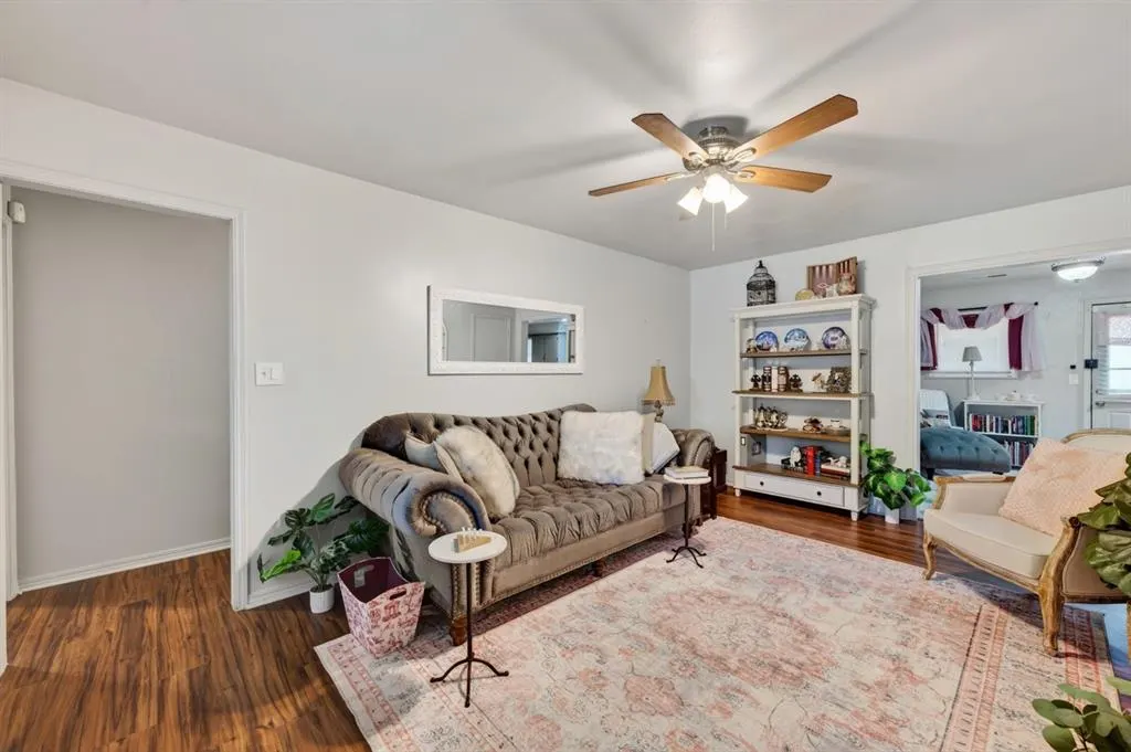 Photo 4 — 1928 Lanesboro Drive, Oklahoma City, OK 73120