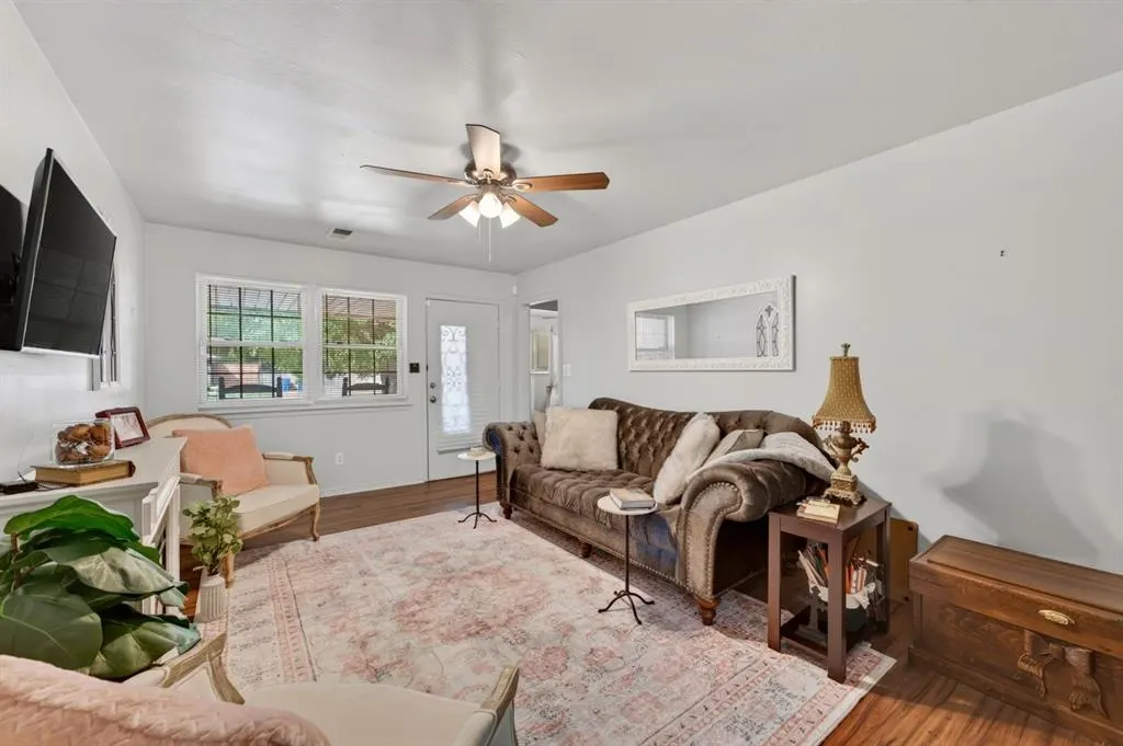 Photo 5 — 1928 Lanesboro Drive, Oklahoma City, OK 73120