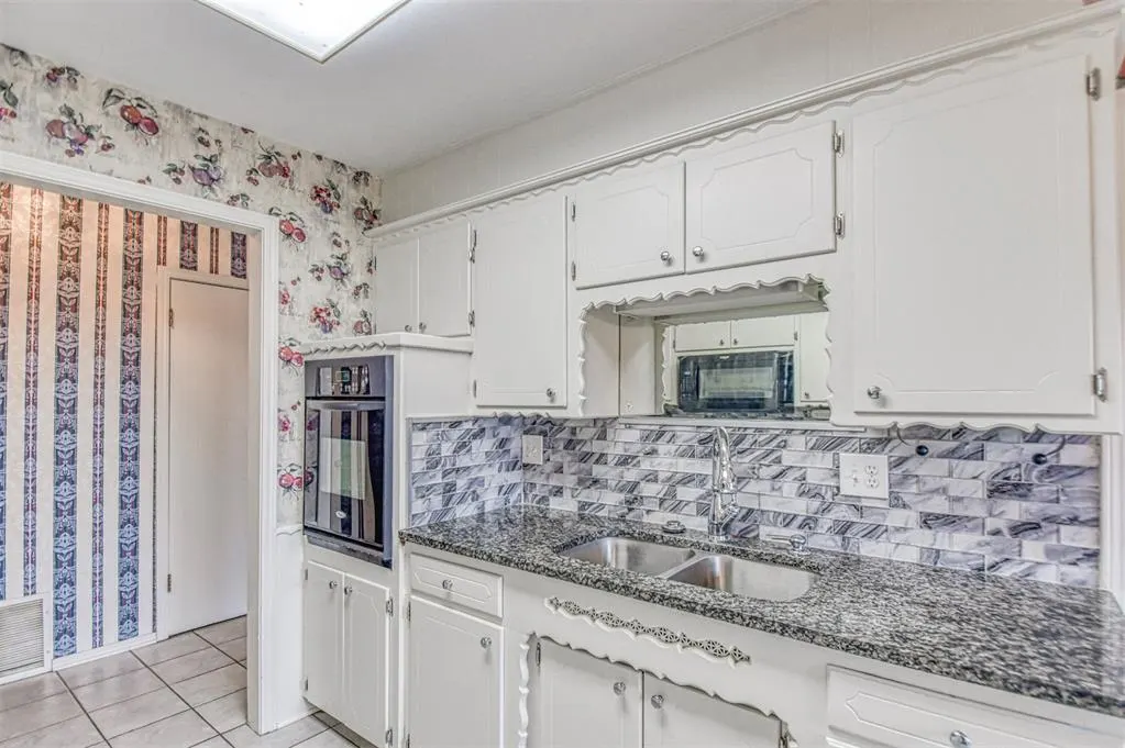 Photo 13 — 6824 NW 20th Street, Bethany, OK 73008