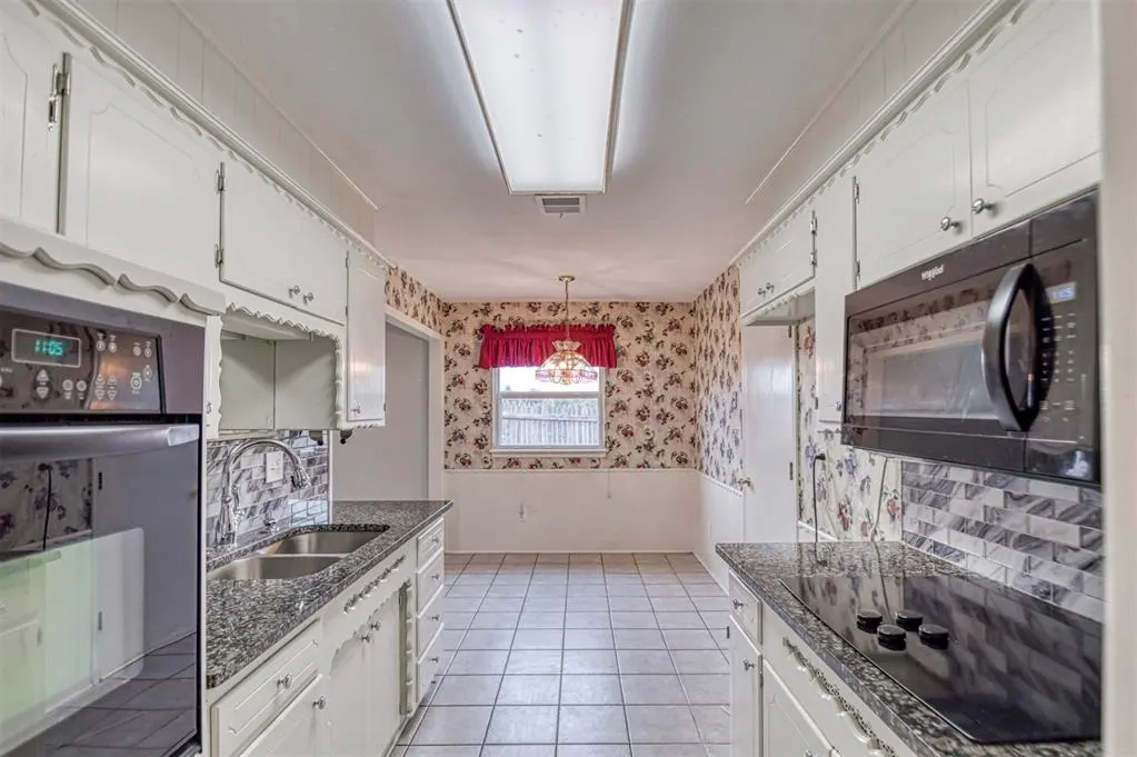 Photo 16 — 6824 NW 20th Street, Bethany, OK 73008