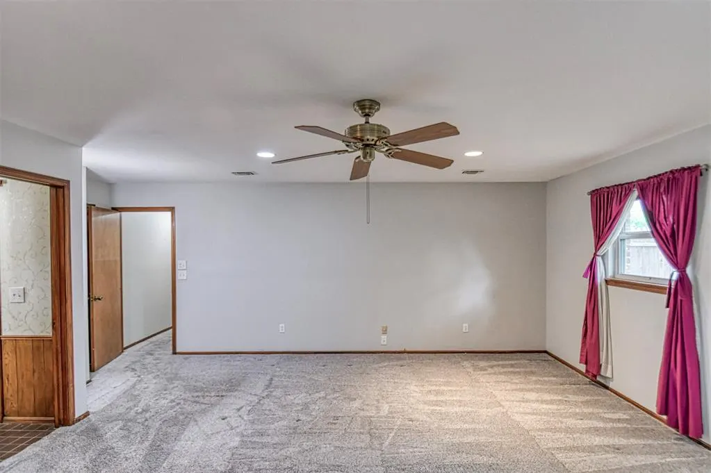 Photo 21 — 6824 NW 20th Street, Bethany, OK 73008