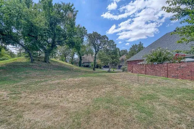 Photo 2 — 2521 Mcgee Drive 5, Norman, OK 73072