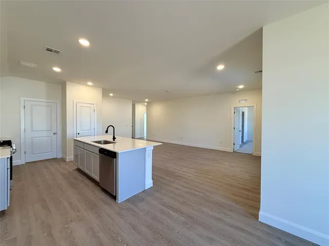 Photo 4 — 21231 SE 32nd Street, Harrah, OK 73045