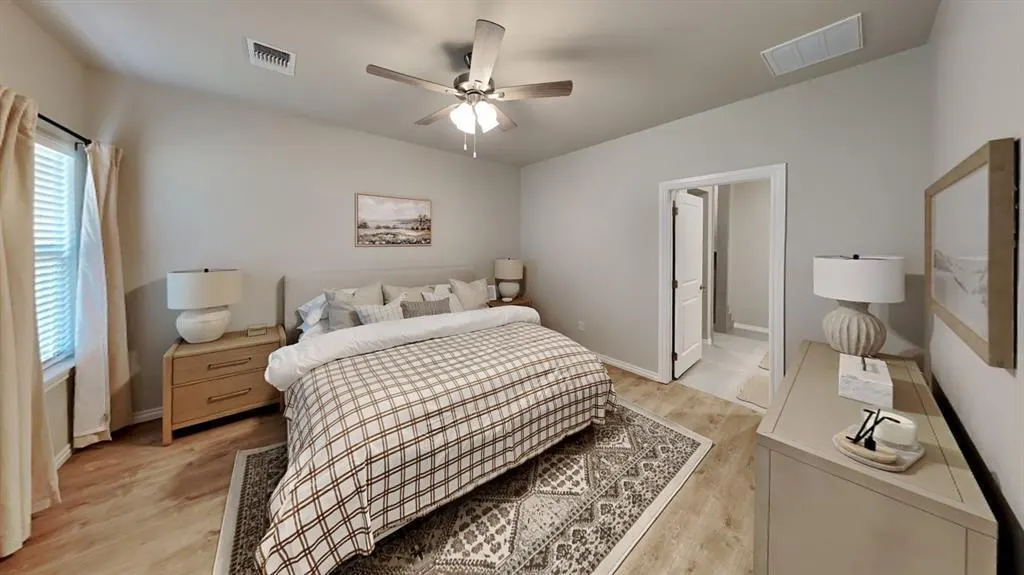 Photo 11 — 7020 Labelle Drive, Warr Acres, OK 73132