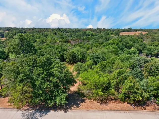 Photo 6 — Wakefield Lane, Choctaw, OK 73020