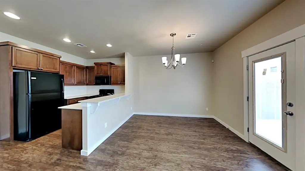 Photo 7 — 778 SW 13th Street, Moore, OK 73160
