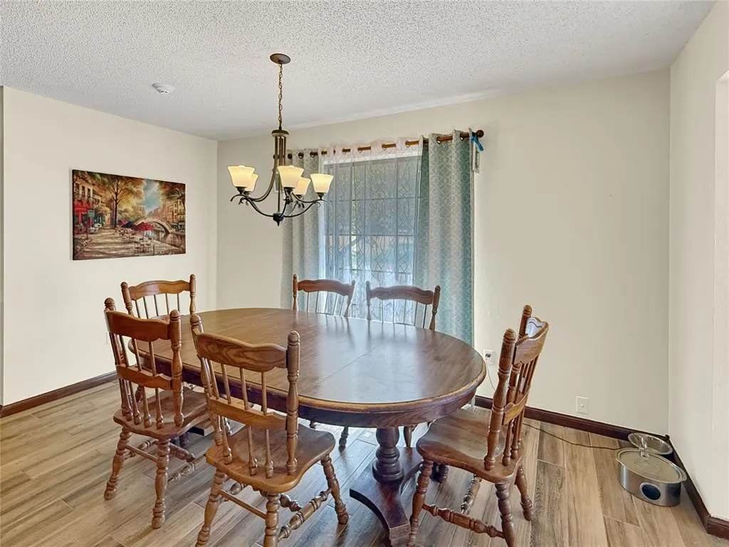 Photo 11 — 8225 Pleasant Oaks Drive, Edmond, OK 73034