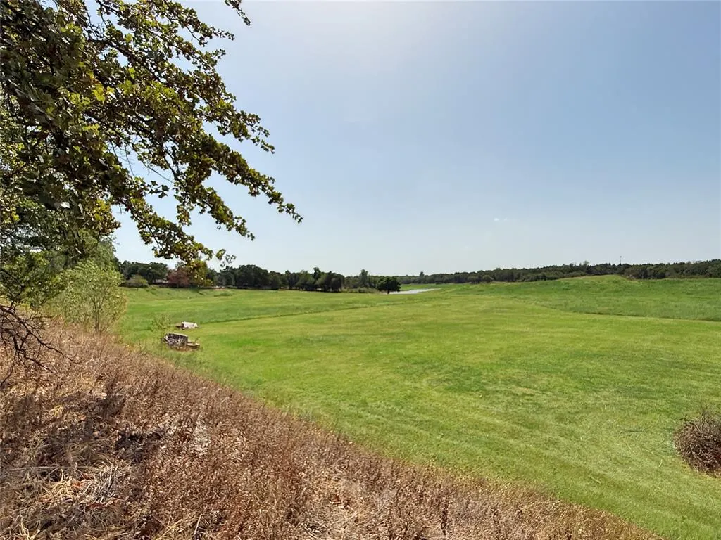 Photo 27 — 8225 Pleasant Oaks Drive, Edmond, OK 73034