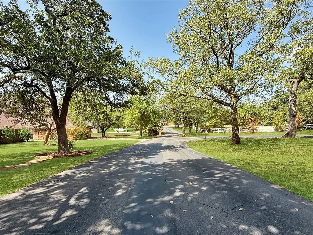 Photo 30 — 8225 Pleasant Oaks Drive, Edmond, OK 73034