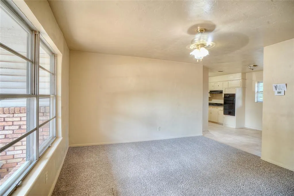 Photo 3 — 1217 SW 46 Street, Oklahoma City, OK 73109