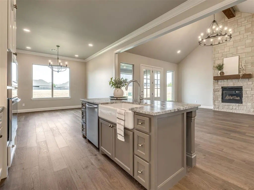 Photo 15 — 2217 W Cole Drive, Mustang, OK 73064