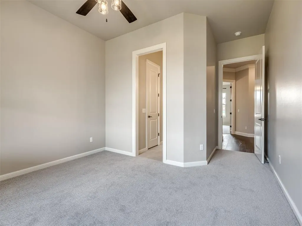 Photo 37 — 2217 W Cole Drive, Mustang, OK 73064