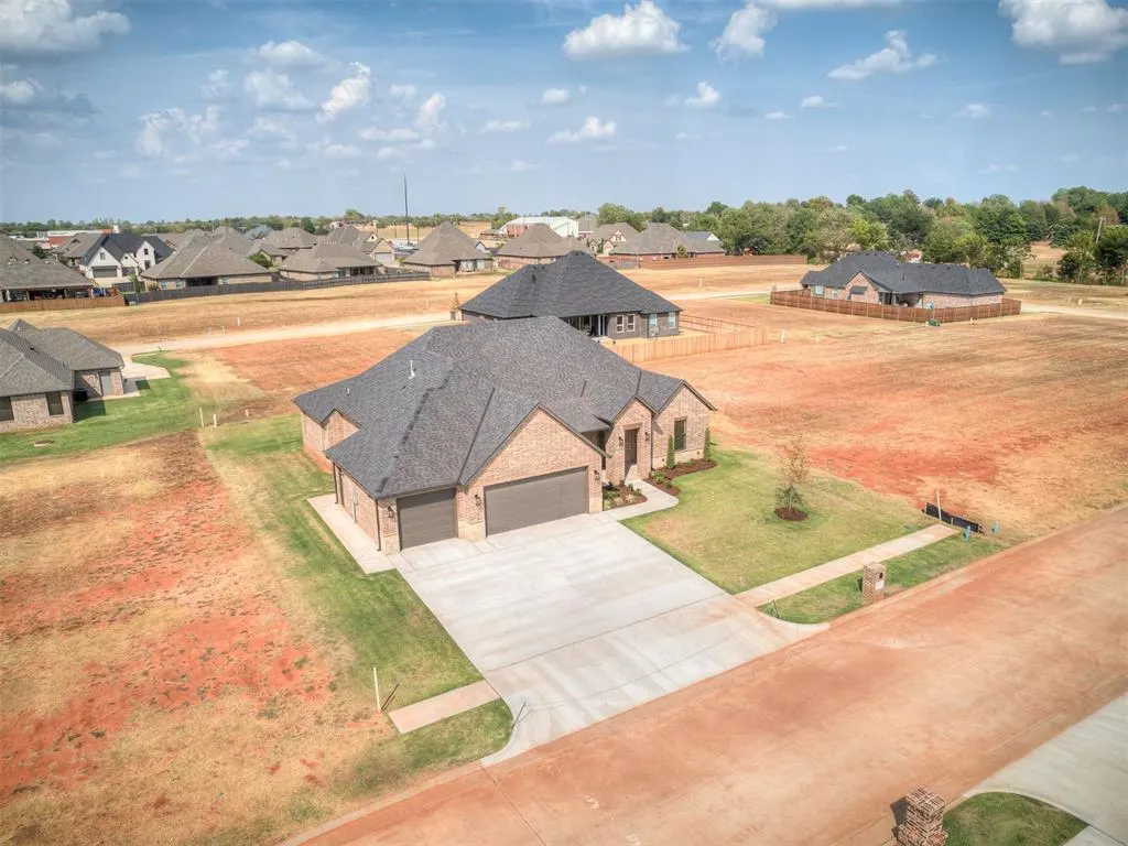 Photo 45 — 2217 W Cole Drive, Mustang, OK 73064