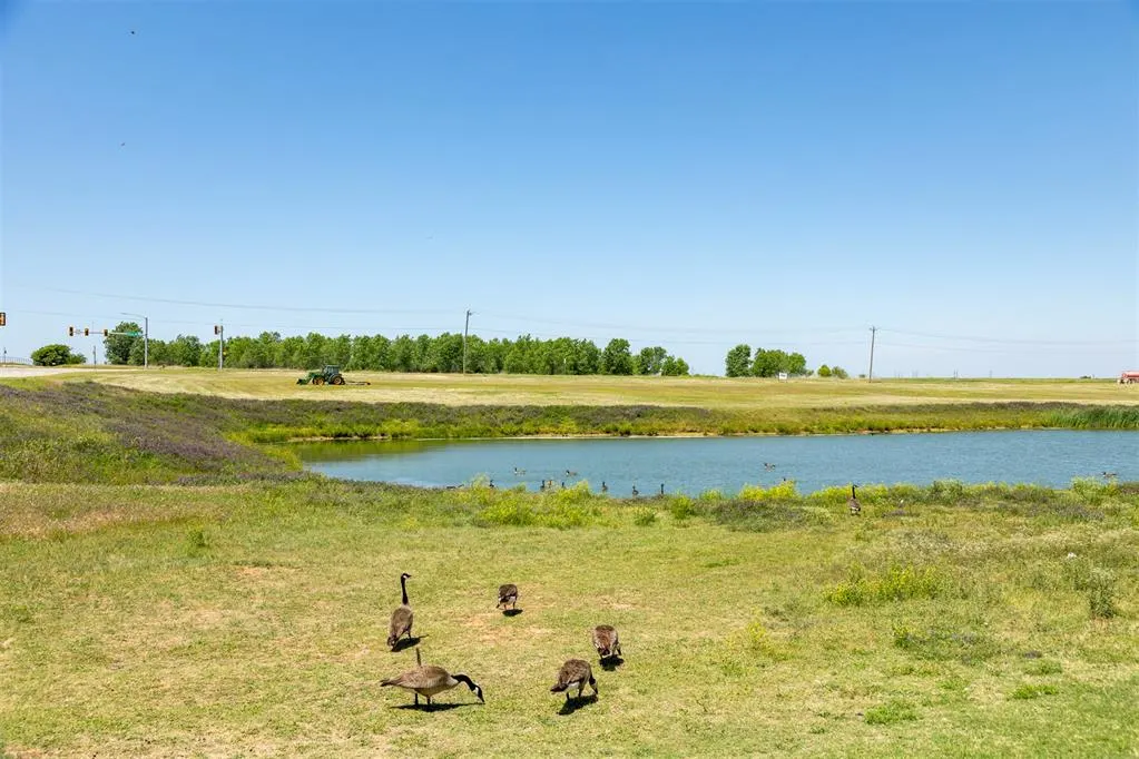 Photo 48 — 704 Side Track Road, Yukon, OK 73099