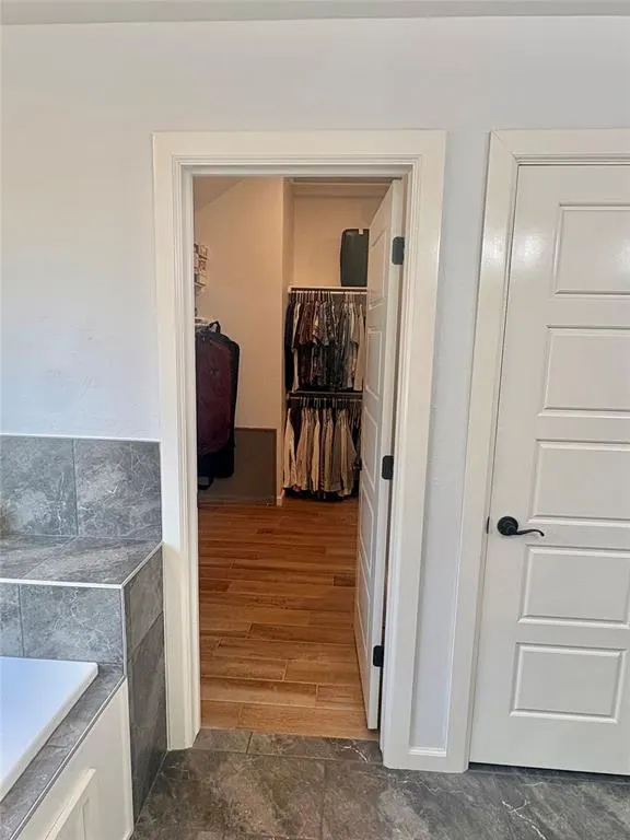 Photo 31 — 704 Side Track Road, Yukon, OK 73099