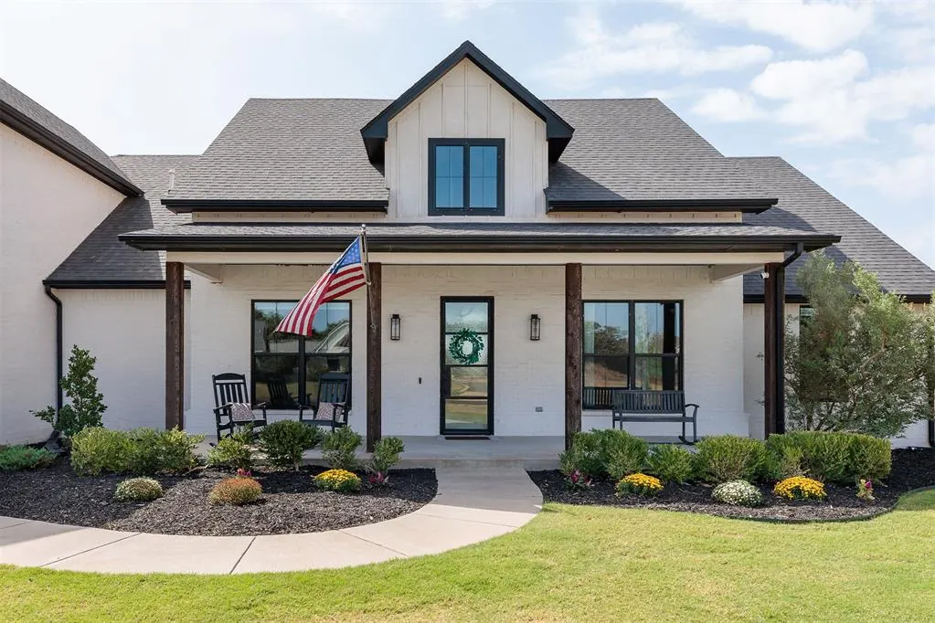 Front exterior — 7324 Painted Sky Drive, Edmond, OK 73034