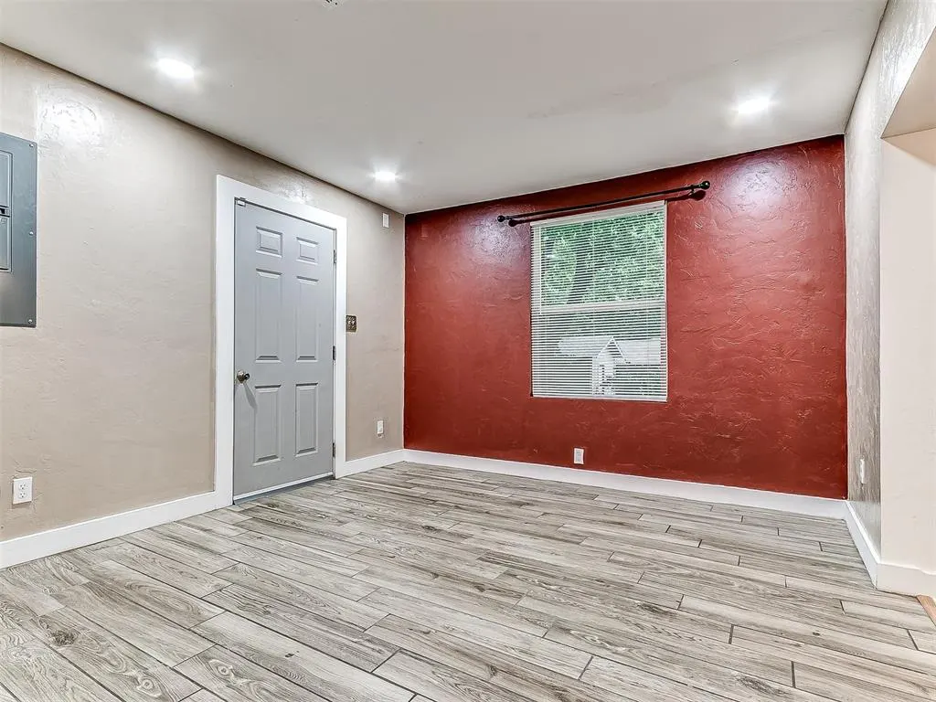 Photo 8 — 1218 W Noble Avenue, Guthrie, OK 73044