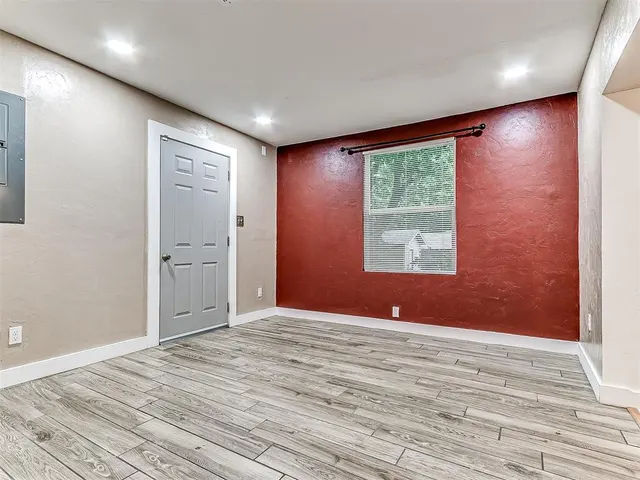 Photo 8 — 1218 W Noble Avenue, Guthrie, OK 73044
