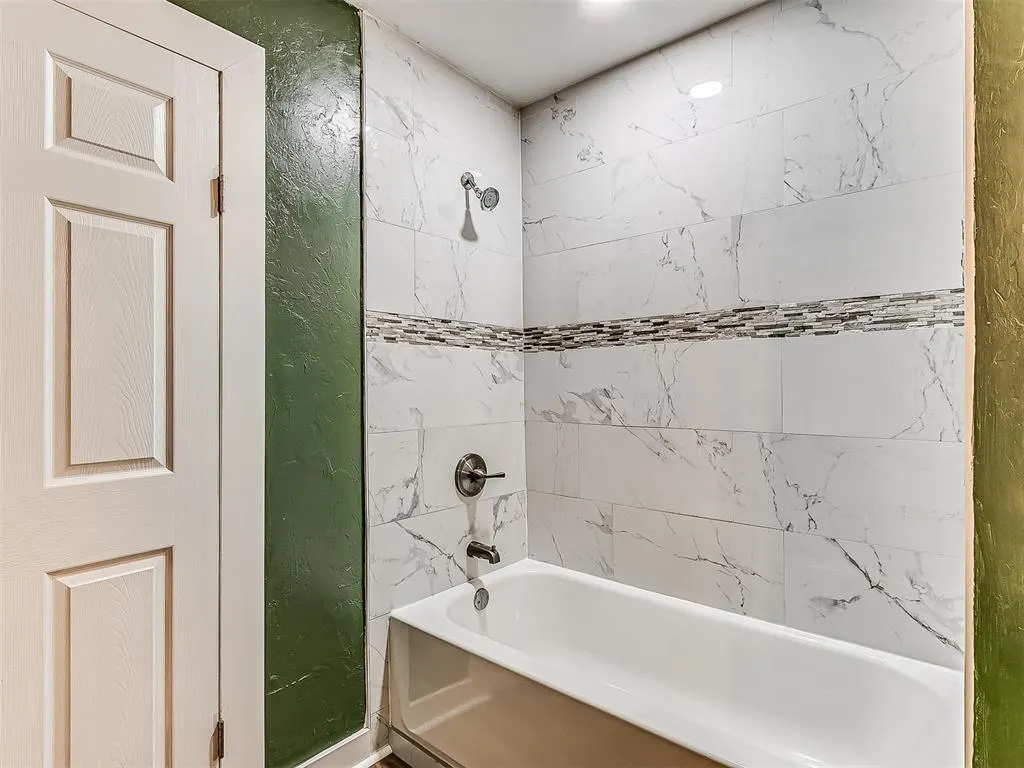 Photo 16 — 1218 W Noble Avenue, Guthrie, OK 73044