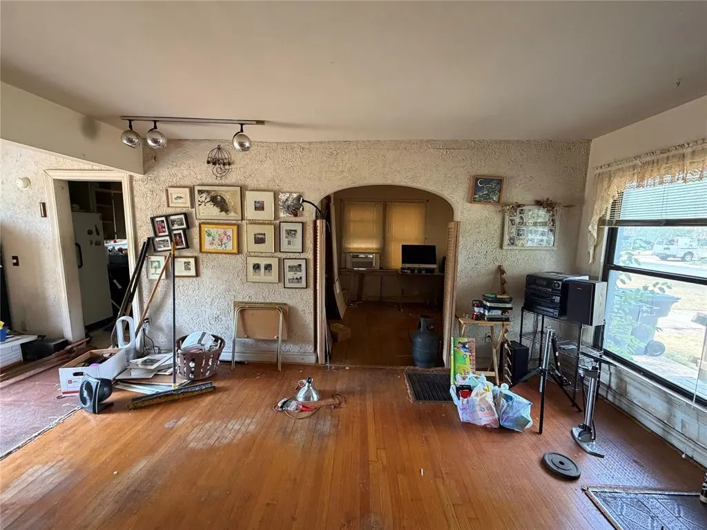 Photo 3 — 1108 SW 37th Street, Oklahoma City, OK 73109